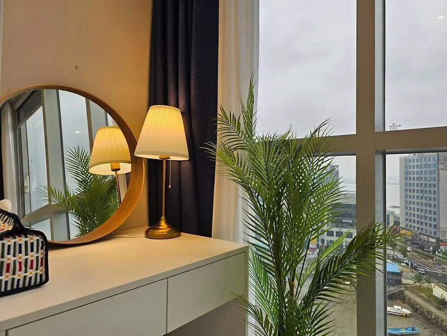 Yeongjeong Ocean & Park View Apartment Incheon