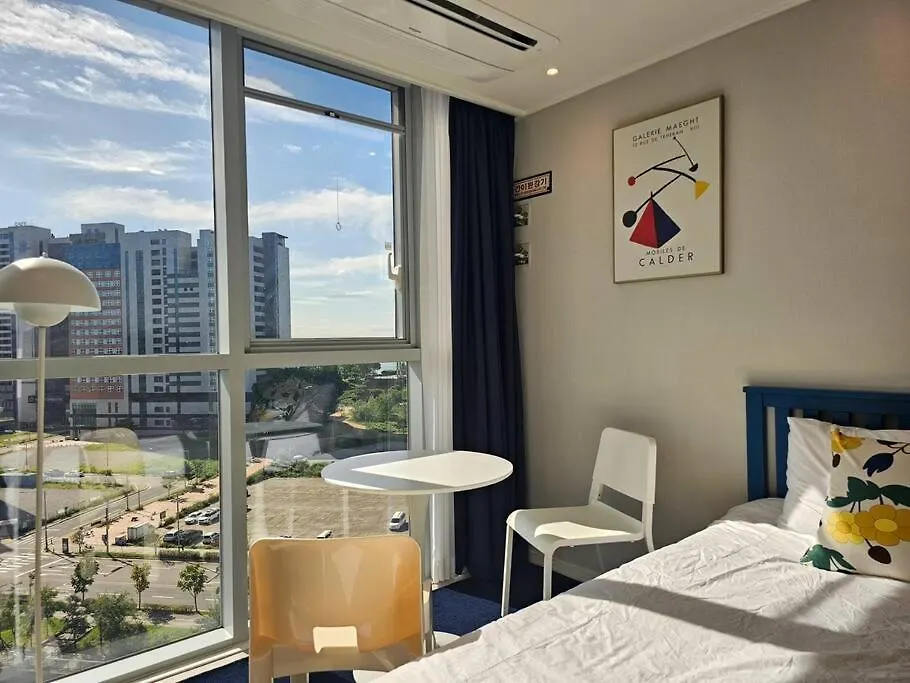 Yeongjeong Ocean & Park View Apartment Incheon Korsel
